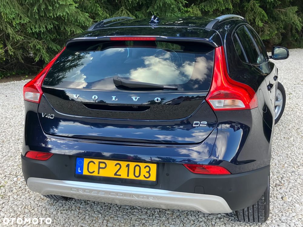 Volvo V40 Cross Country D2 Linje Svart - 9