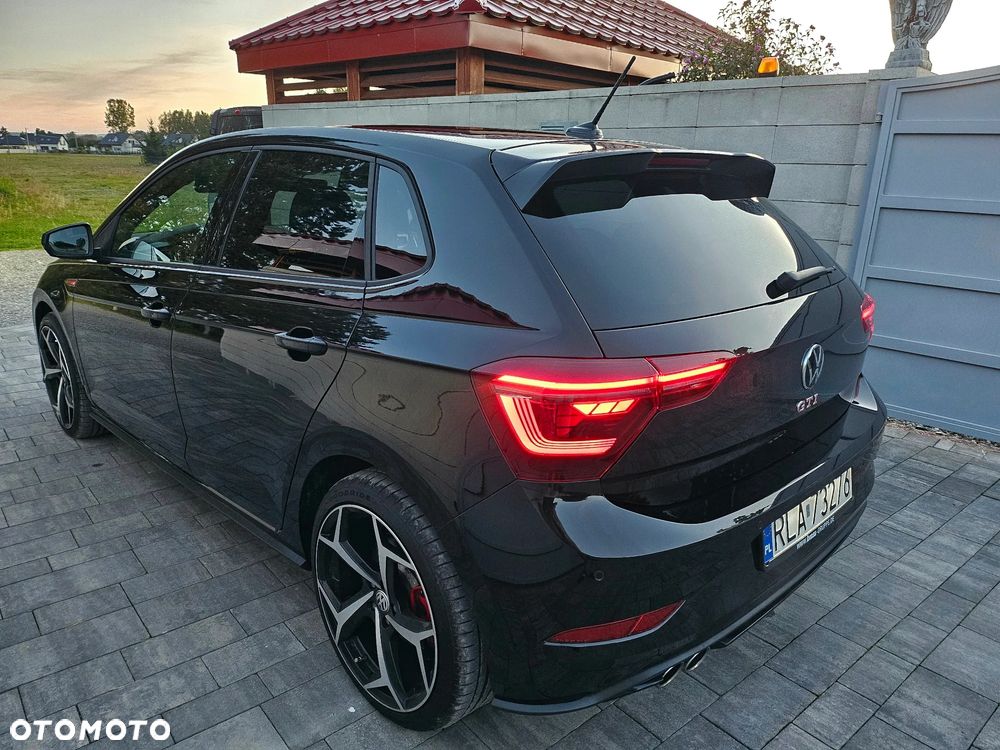 Volkswagen Polo - 10