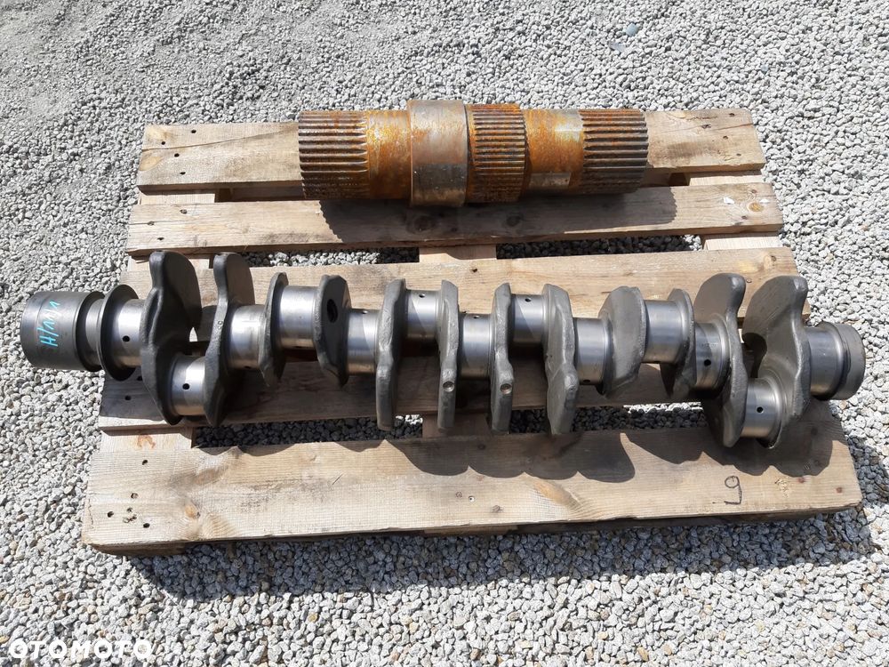 New Holland E805 Isuzu 6WG1 wał korbowy hitachi NOWY ORYGINAŁ 87384743 - 1