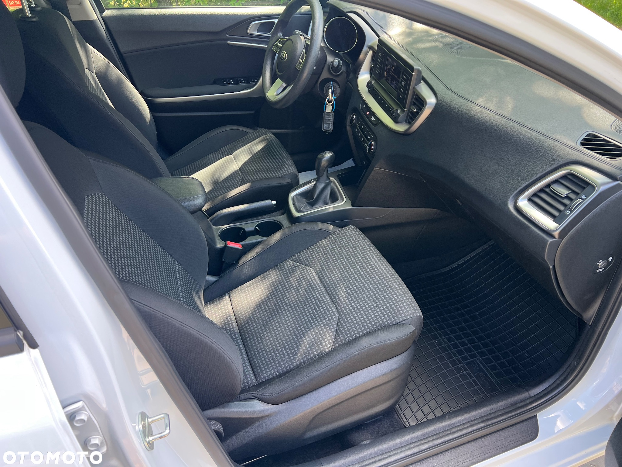 Kia Ceed 1.0 T-GDI L - 17