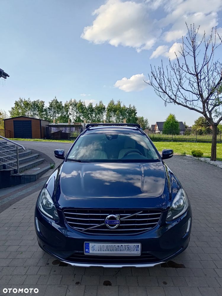 Volvo XC 60 D4 Momentum - 1
