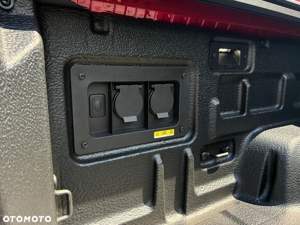 Volkswagen Amarok - 30