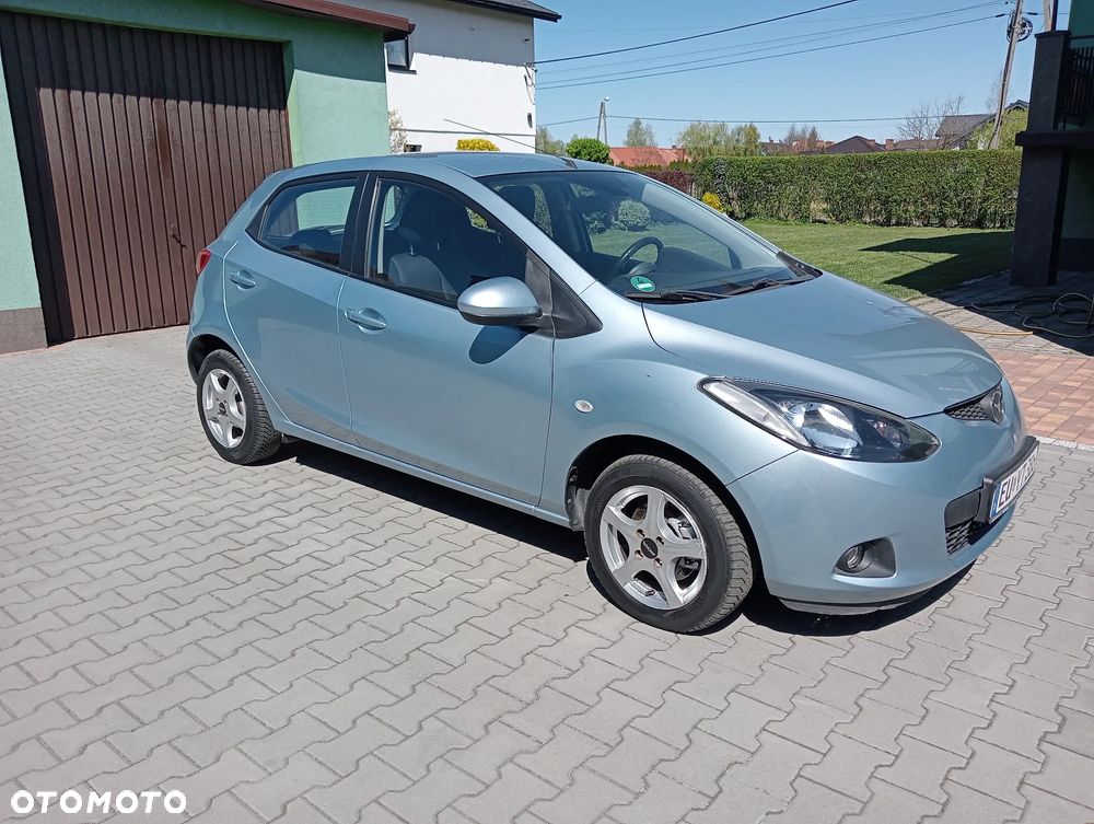 Mazda 2 - 13