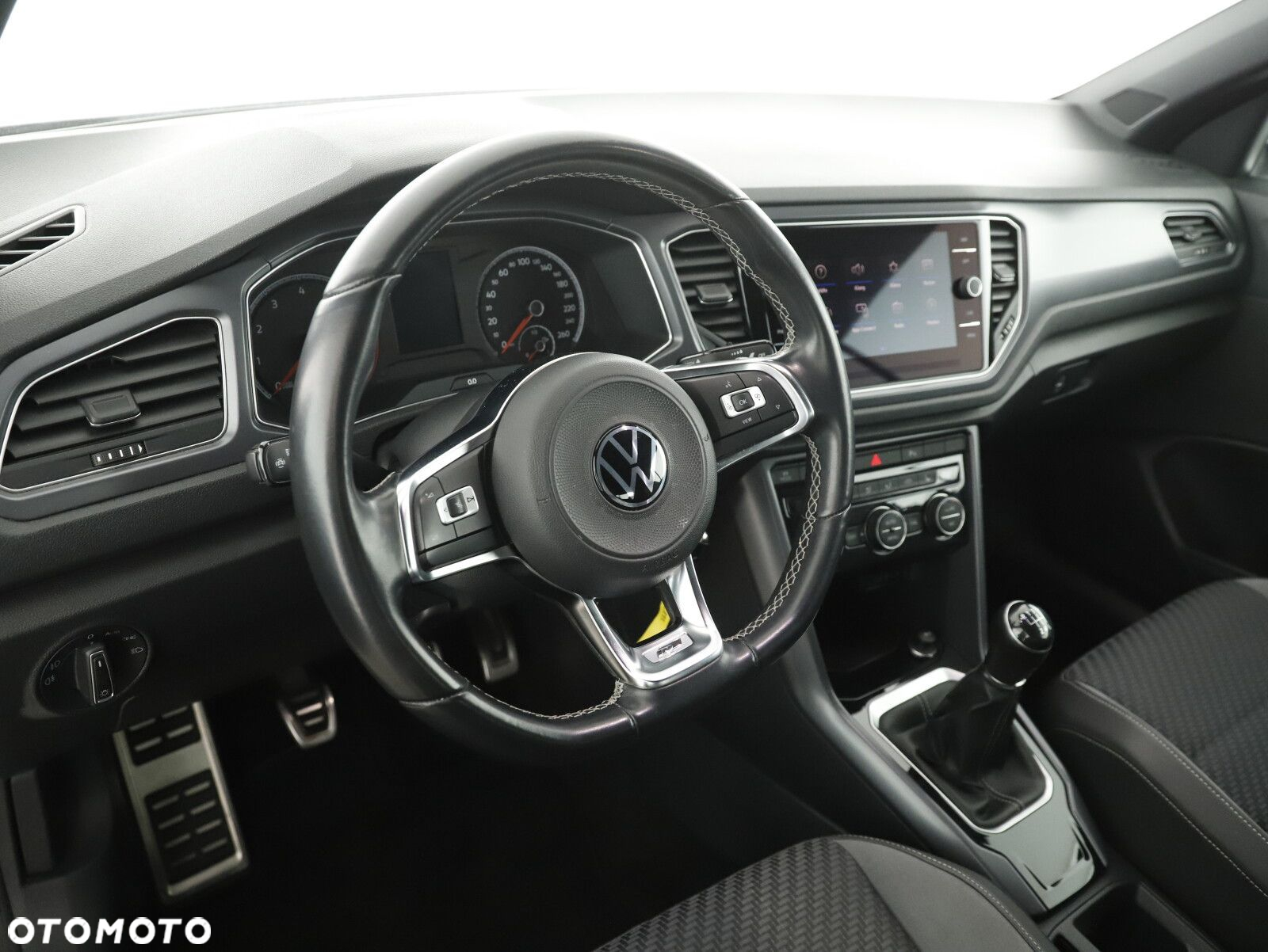 Volkswagen T-Roc - 21