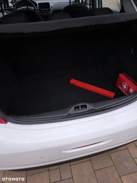 Peugeot 208 BlueHDi 100 Active - 7