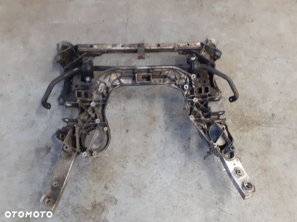 BMW 5 F10 / F11 SANKI BELKA SILNIKA X-DRIVE 4X4 6793017