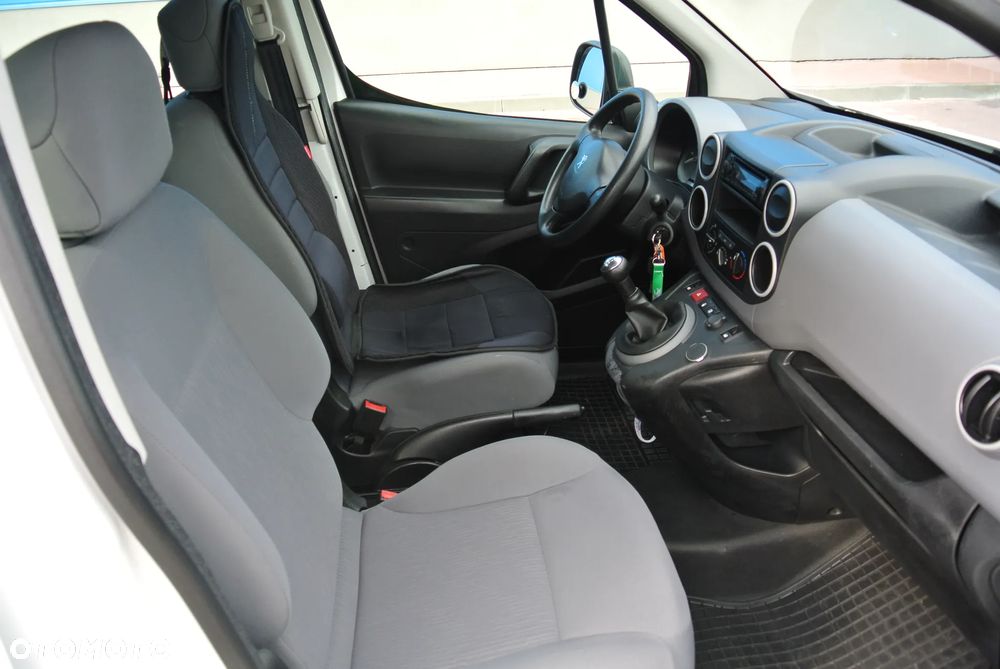 Peugeot PARTNER - 13