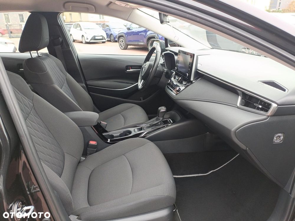 Toyota Corolla 1.8 Hybrid Comfort - 12