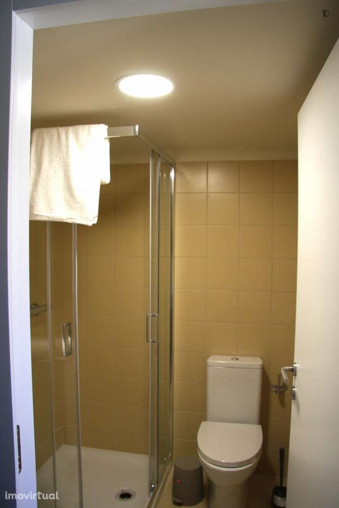 Estúdio - localizado em Foz do Douro Porto - Grande imagem: 4/22