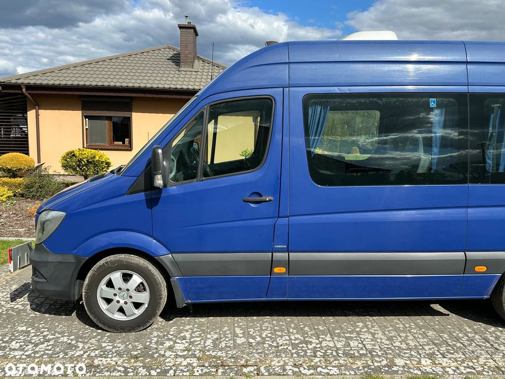 Mercedes-Benz Sprinter - 13