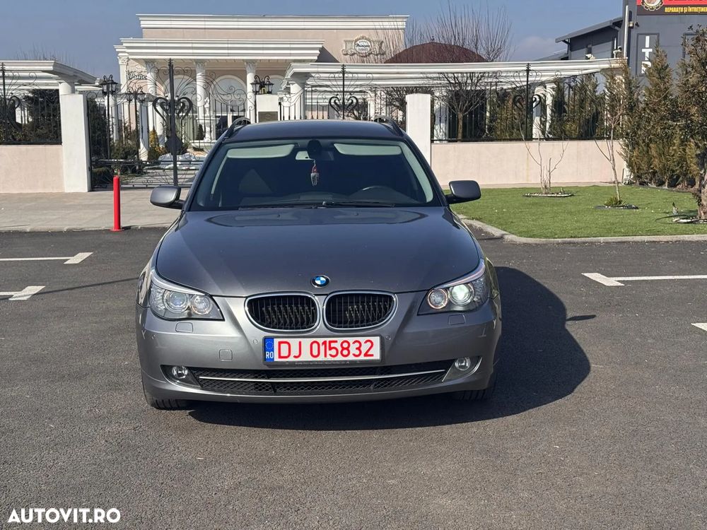 BMW Seria 5 520d Aut. Edition Lifestyle - 2