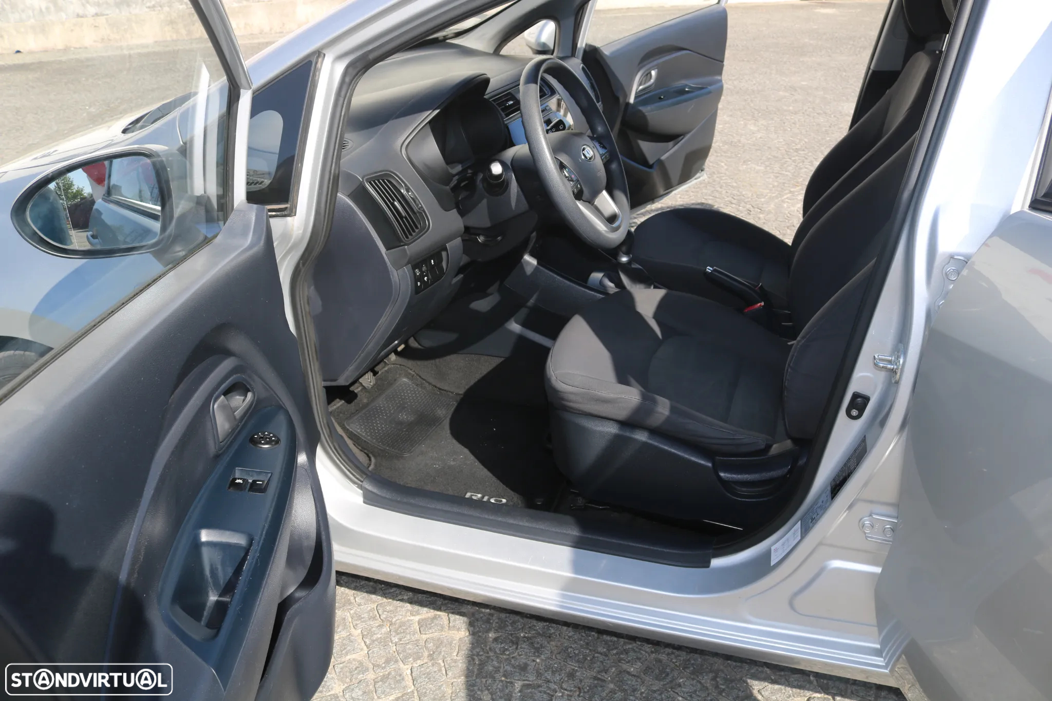 Kia Rio - 6