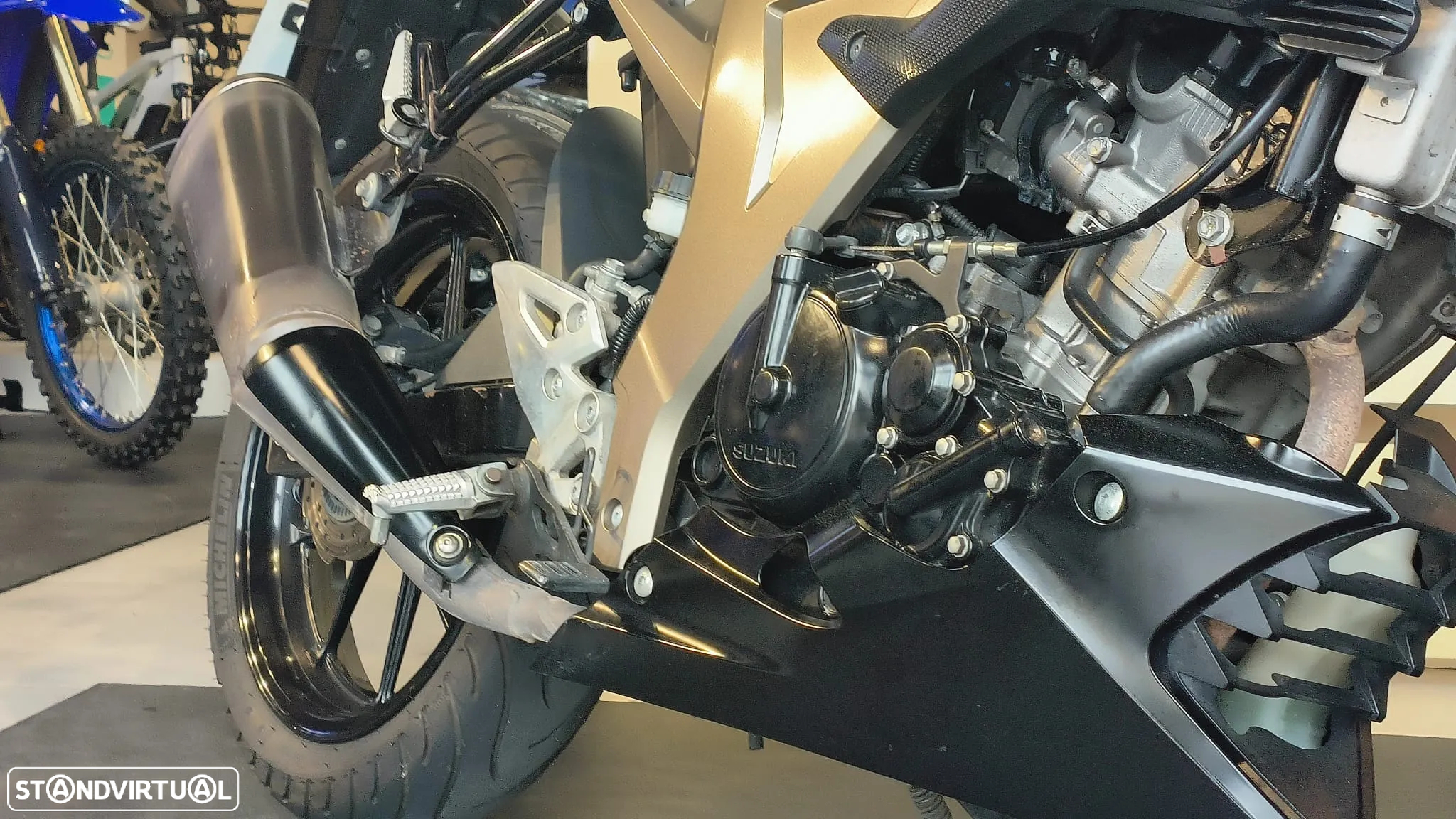 Suzuki GSX S 125 - 4