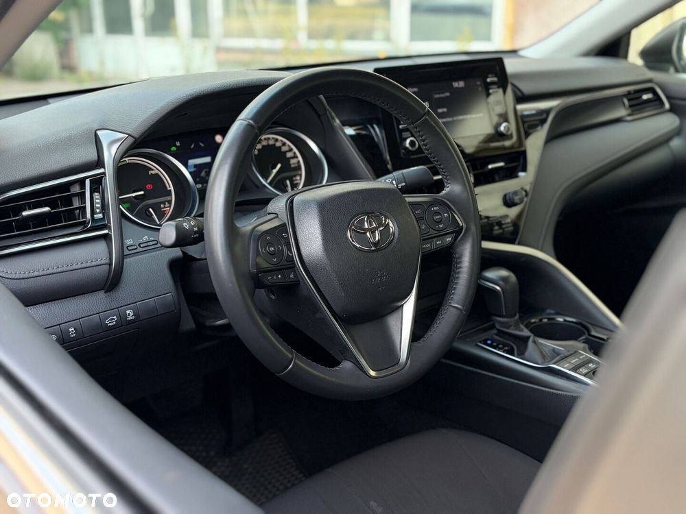 Toyota Camry 2.5 Hybrid Comfort CVT - 16
