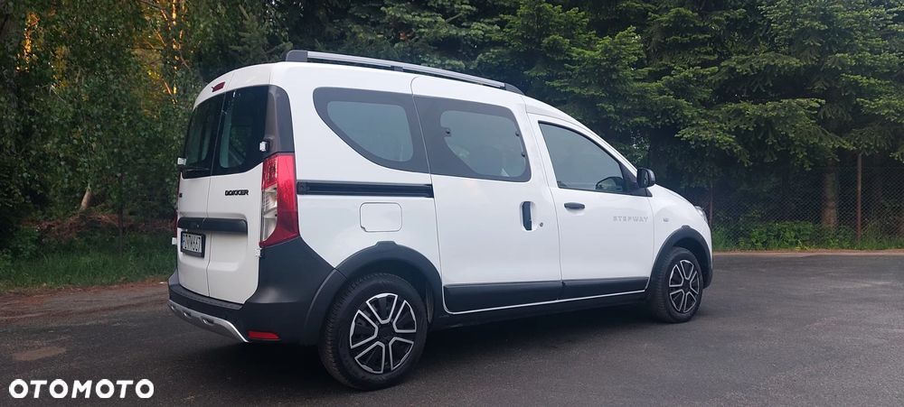 Dacia Dokker SCe 100 Stepway - 22