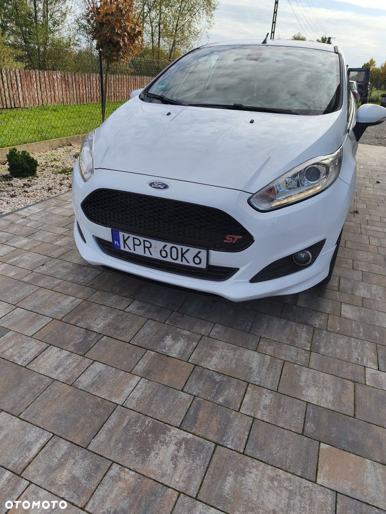 Ford Fiesta - 5