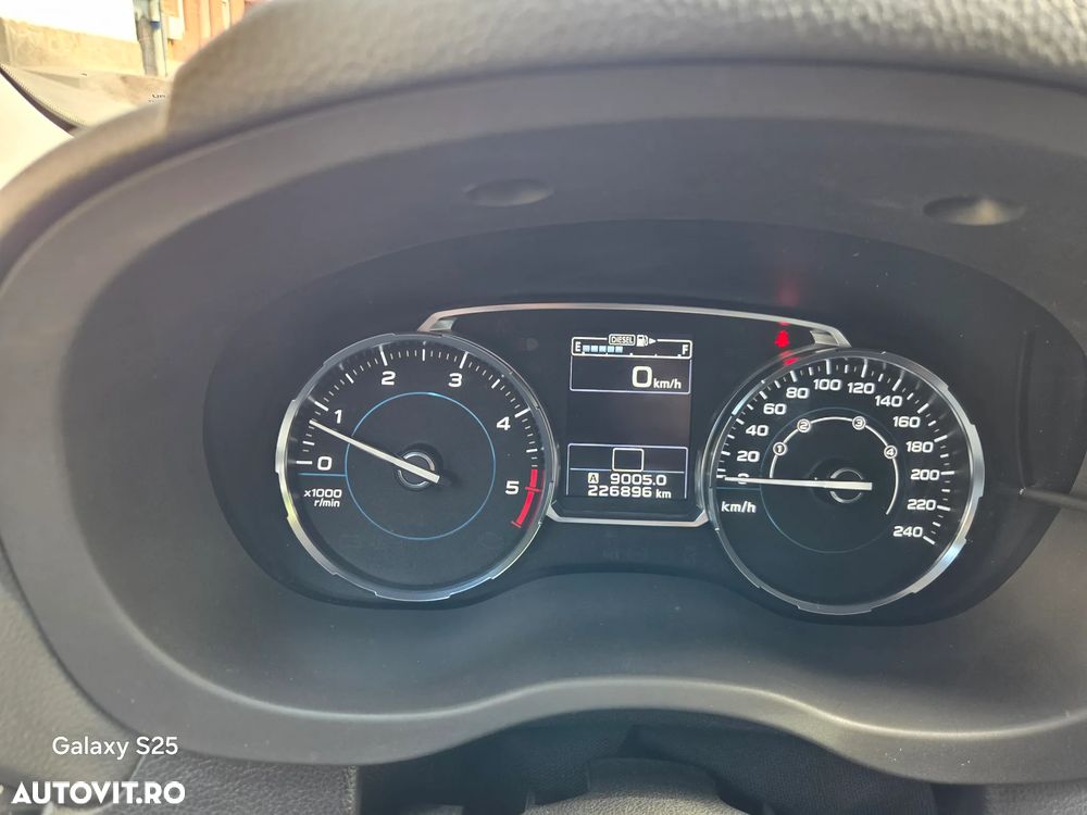 Subaru Forester 2.0D Exclusive - 11