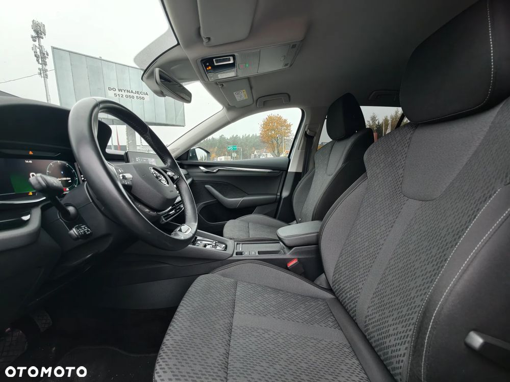 Skoda Octavia 2.0 TDI Style DSG - 31