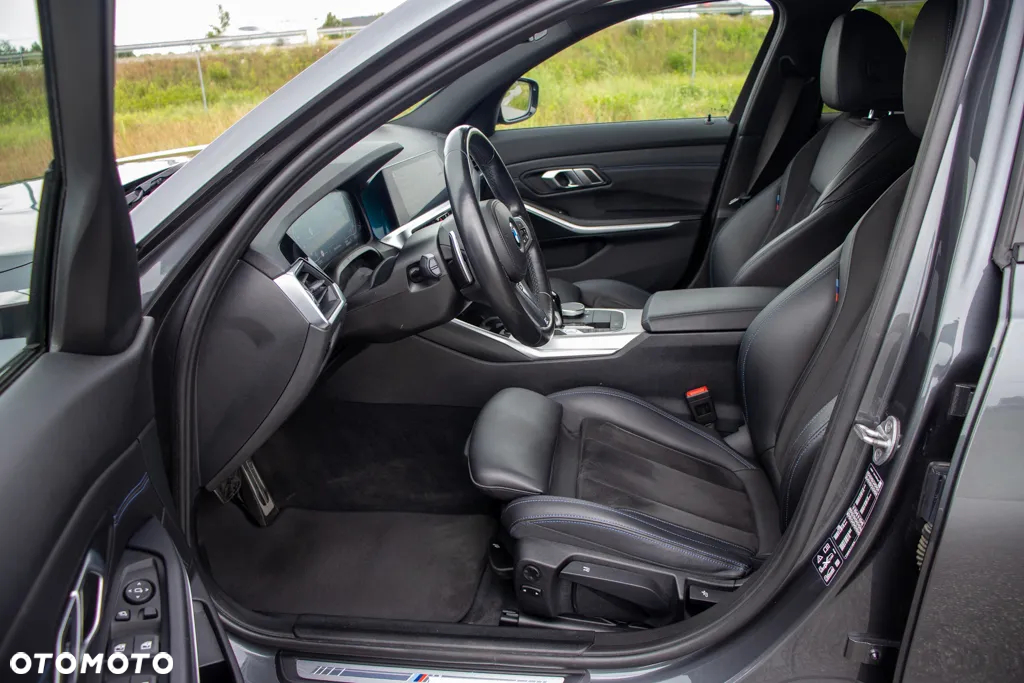 BMW Seria 3 320d xDrive M Sport sport - 7