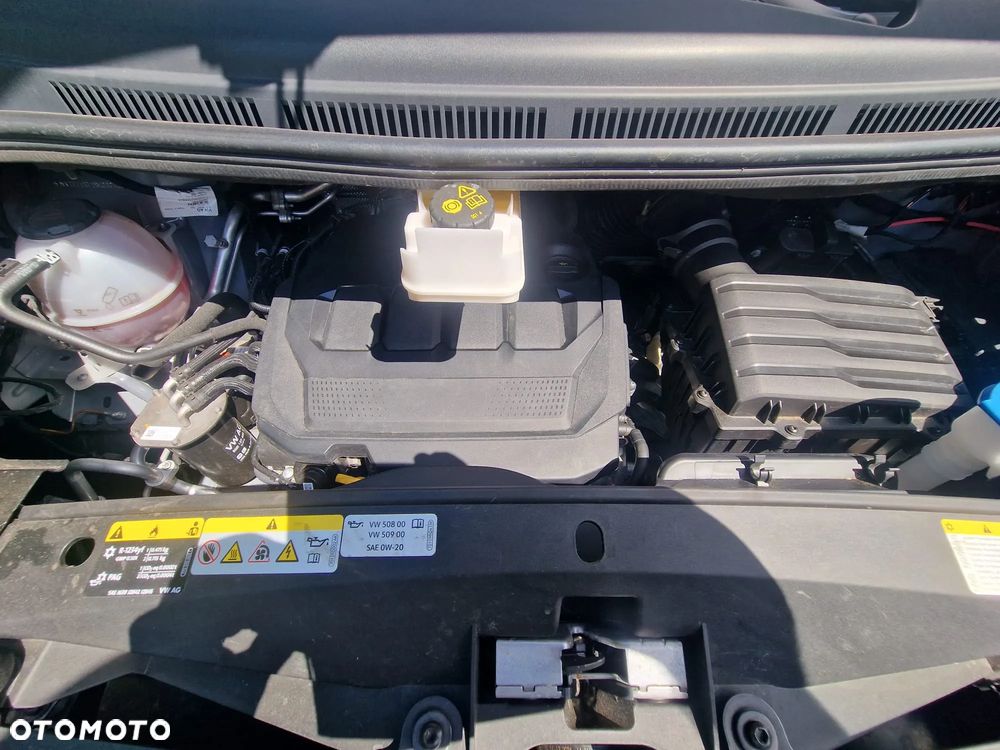 Volkswagen Multivan 2.0 TDI L2 Edition DSG - 16