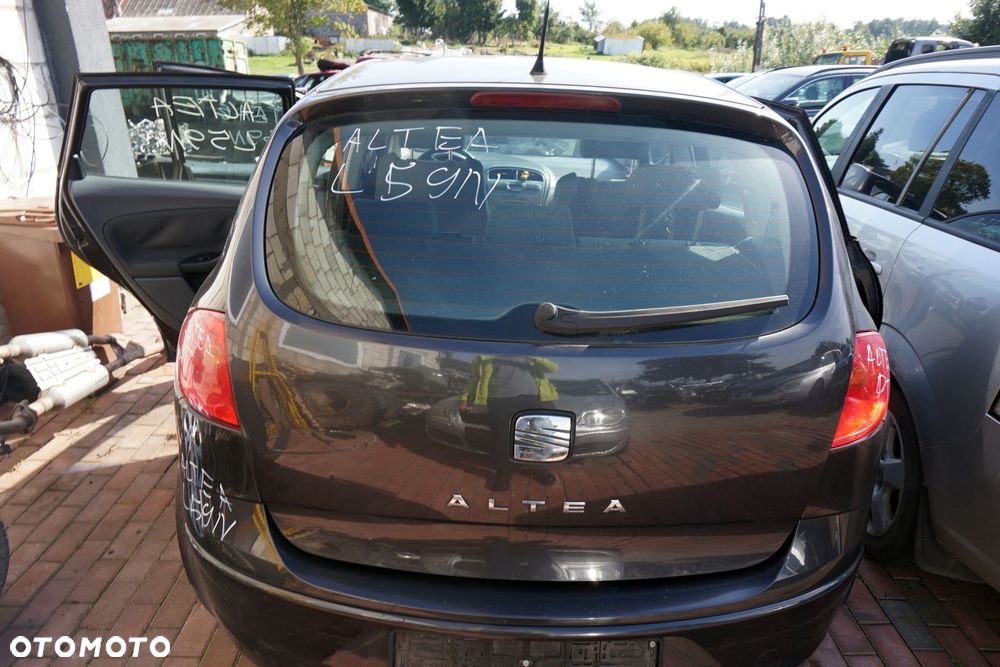 KLAPA BAGAŻNIKA TYLNA ALTEA 5P1 LS9N CZARNY SEAT 2004-2015 - 1