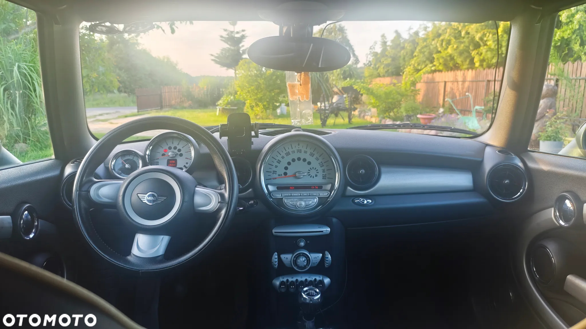 MINI Cooper Standard - 20