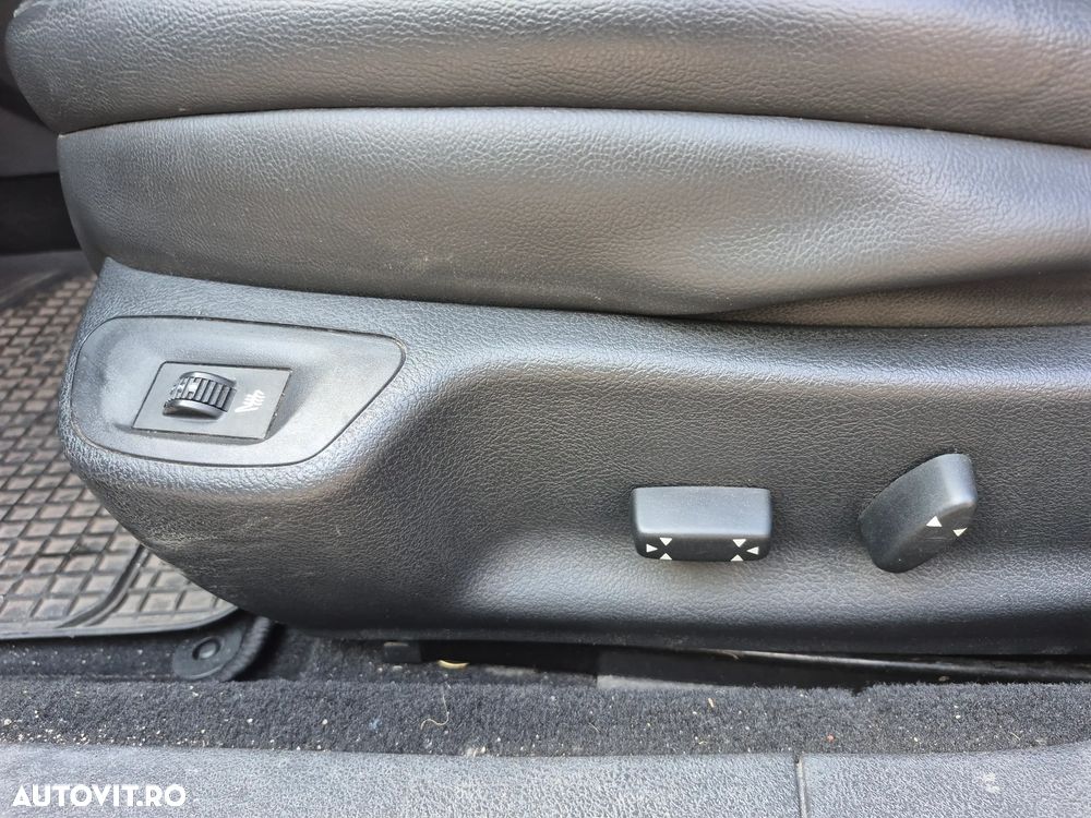 Peugeot 407 HDi 135 Automatik Business Line - 18