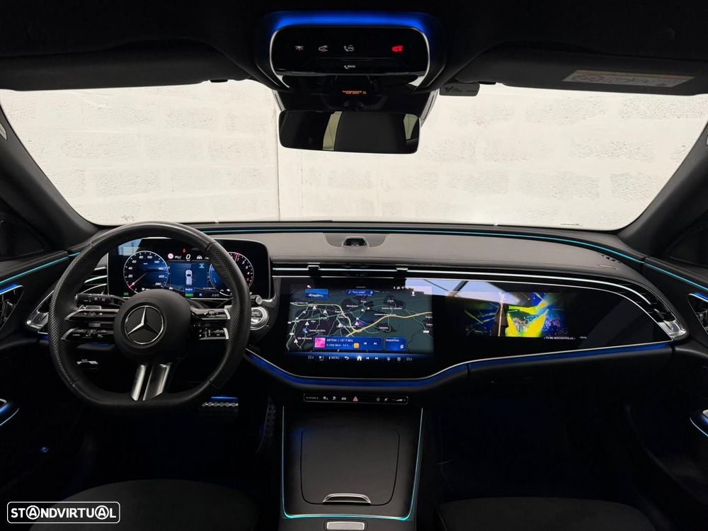 Mercedes-Benz E 300 e AMG Line - 2