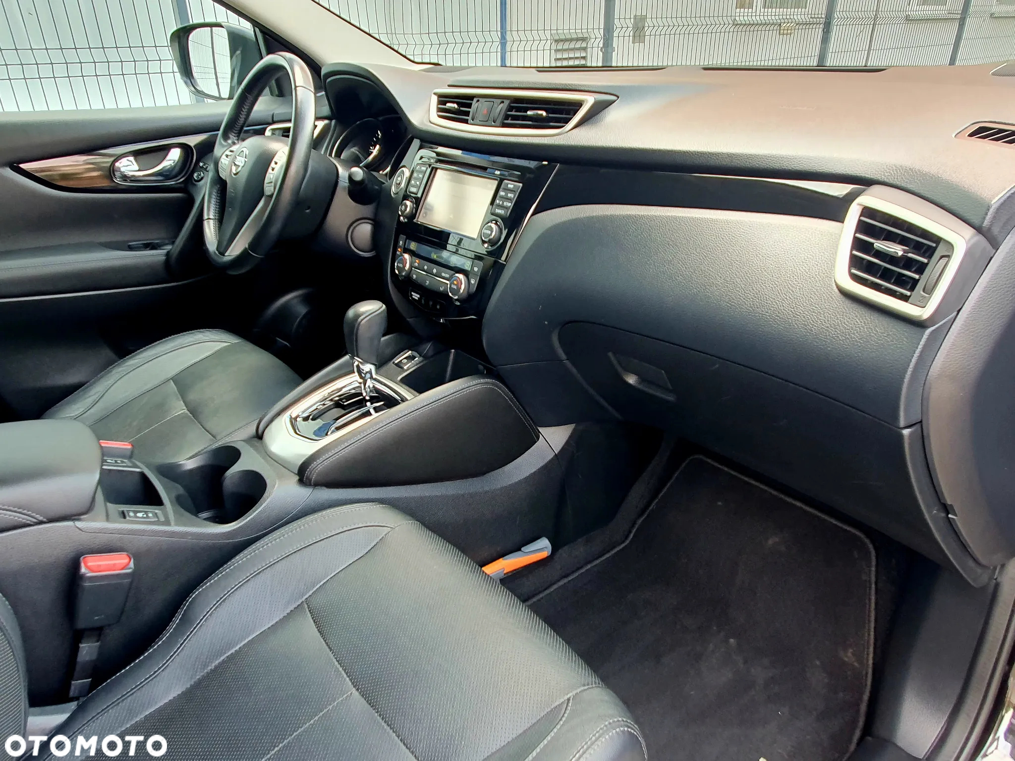 Nissan Qashqai 1.6 DCi Tekna Xtronic EU6 - 28