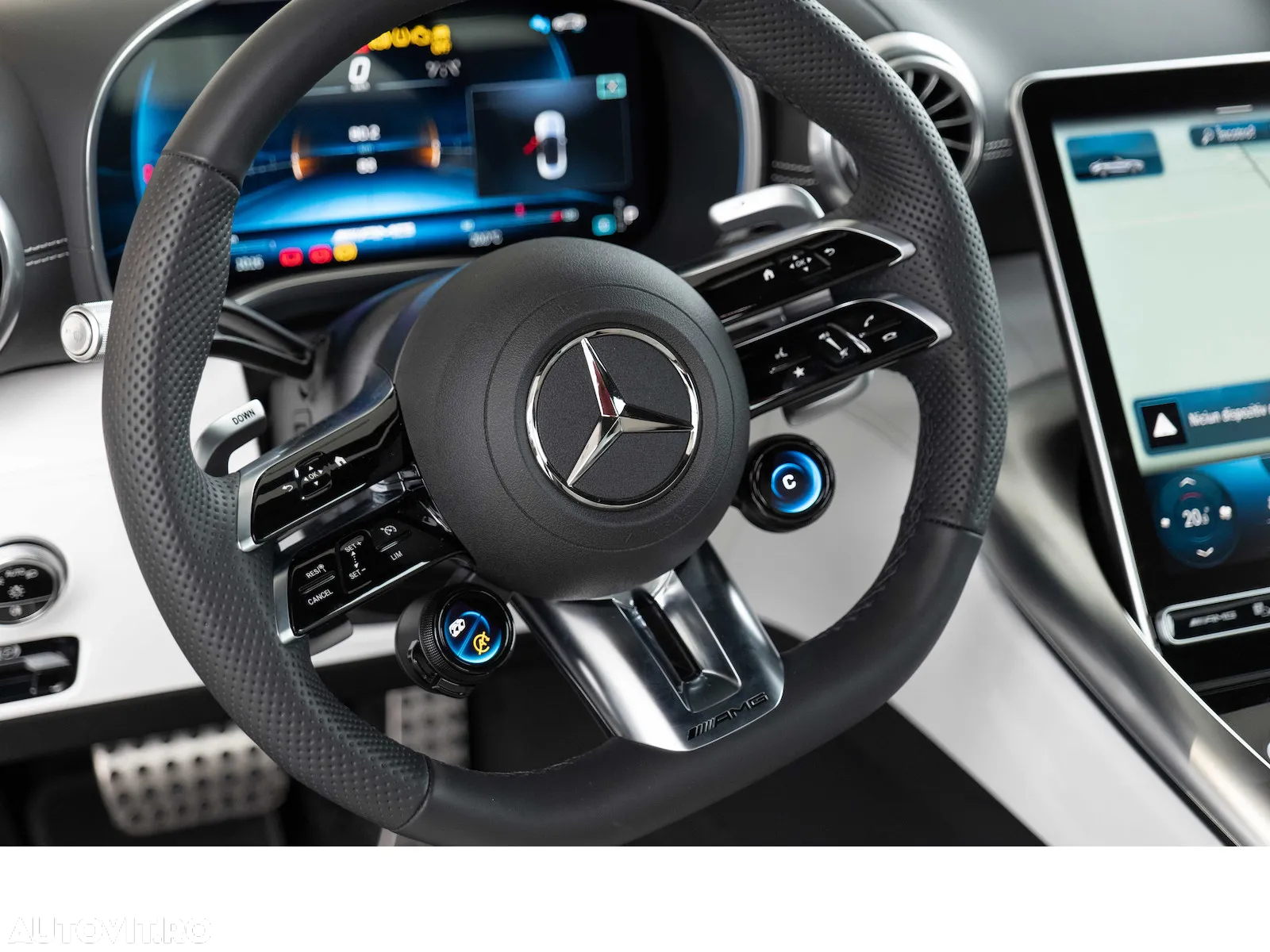 Mercedes-Benz SL AMG 63 4MATIC+ - 20
