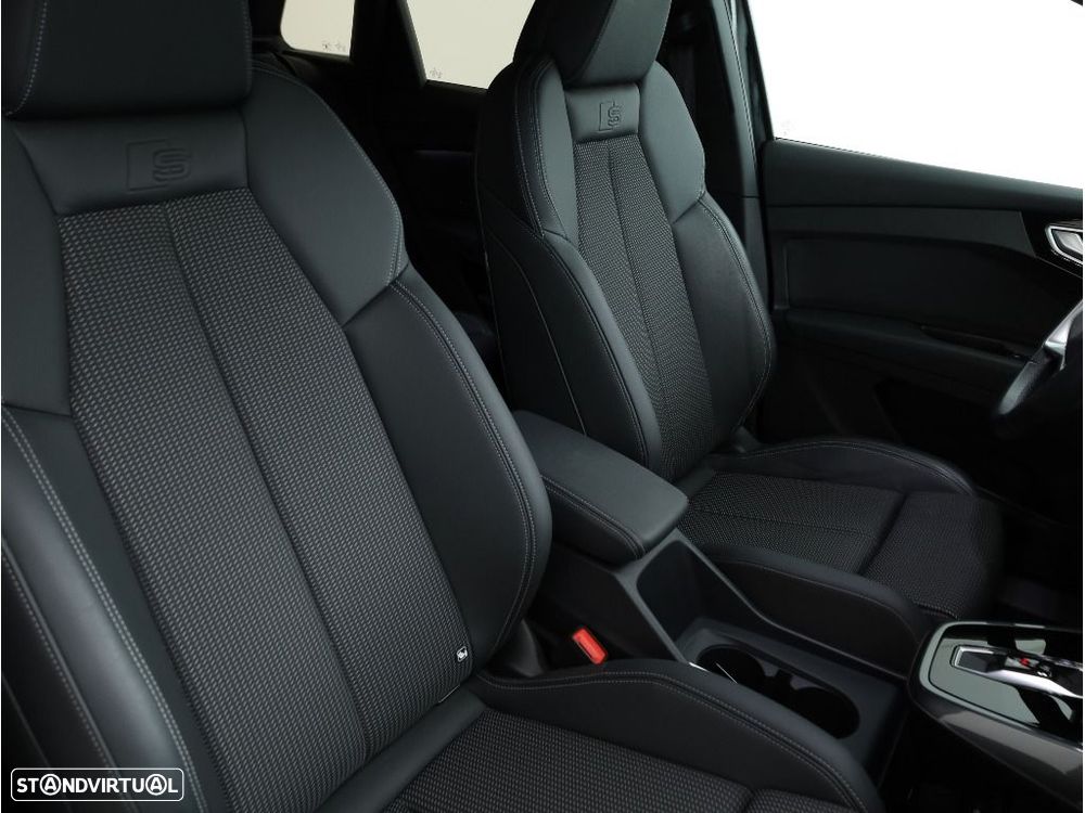 Audi Q4 e-tron 45 82 kWh - 13