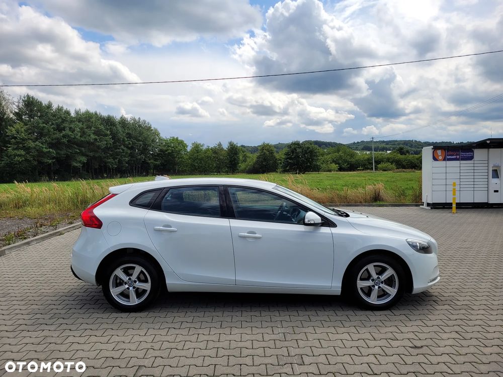 Volvo V40 - 2