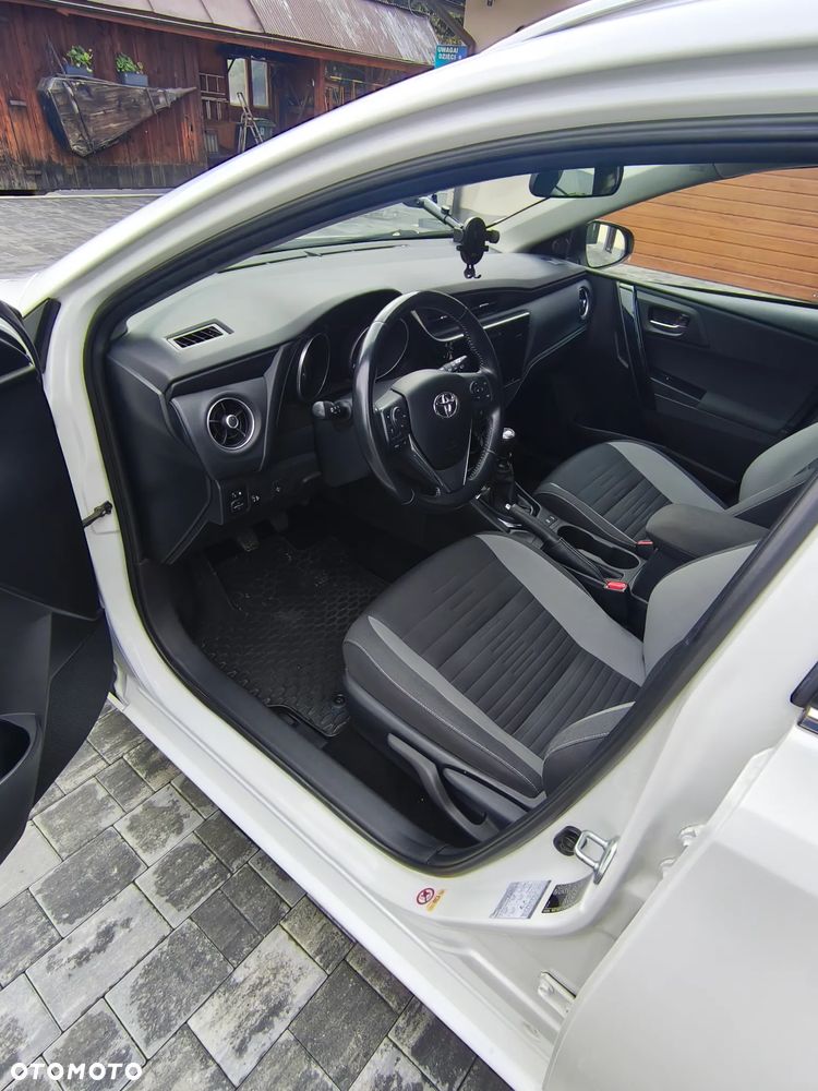 Toyota Auris 1.2 Turbo Comfort - 10