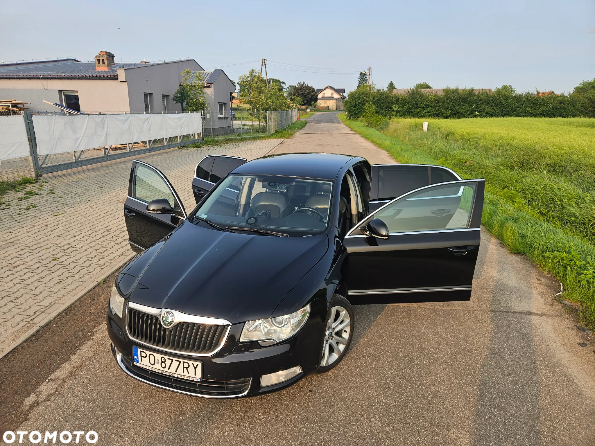 Skoda Superb 2.0 TDI Elegance DSG - 8