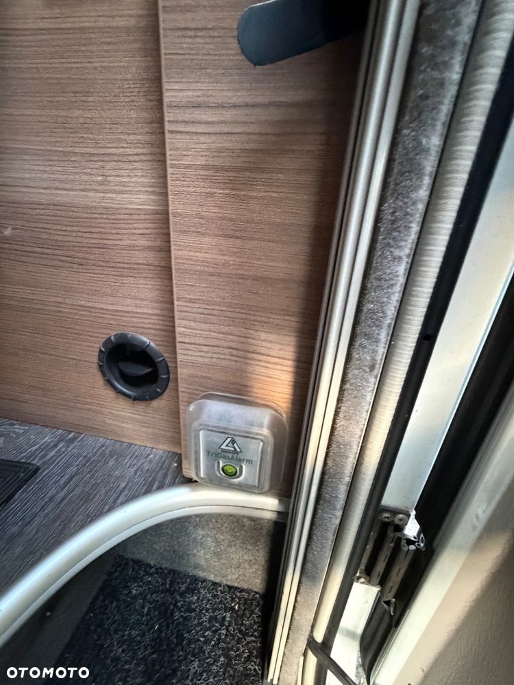 KNAUS Live Wave 700 MEG - 9