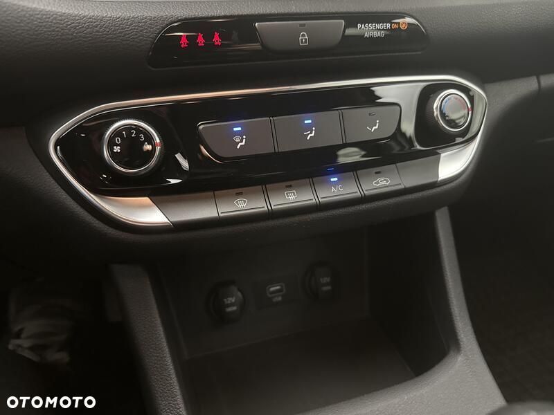 Hyundai i30 1.0 T-GDI Modern - 16