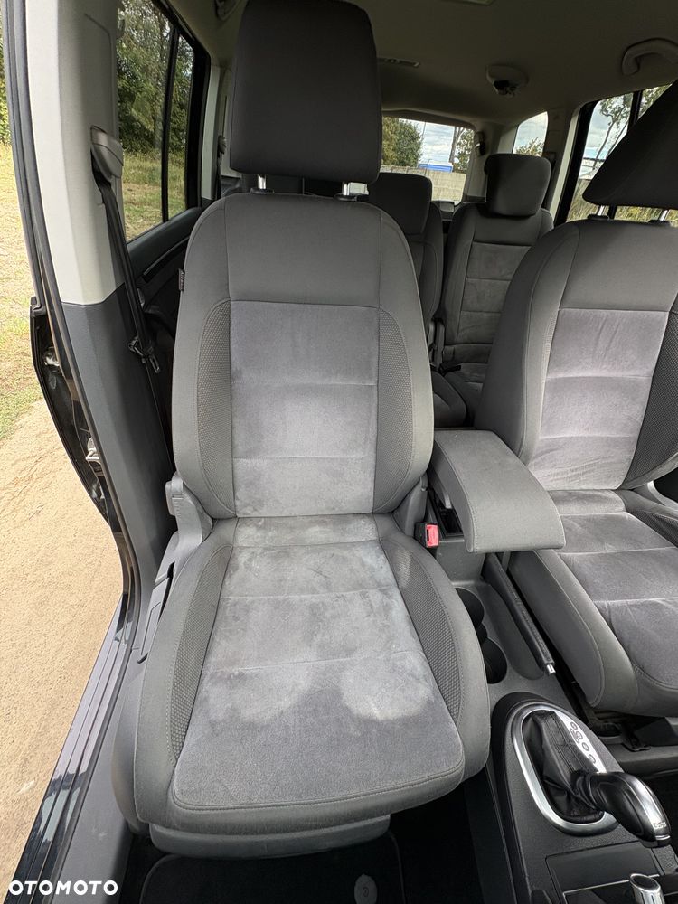 Volkswagen Touran 2.0 TDI DPF DSG Highline - 31