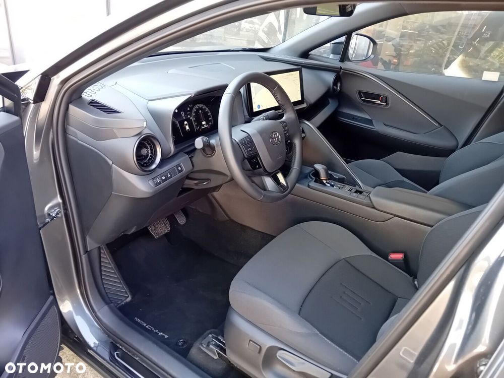 Toyota C-HR - 10