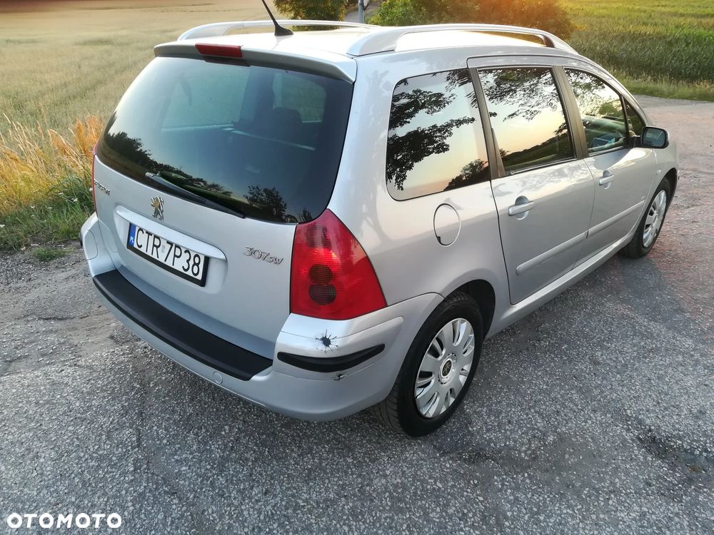 Peugeot 307 HDi 110 Premium - 5