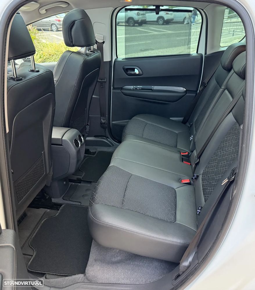 Peugeot 3008 1.6 BlueHDi Allure EAT6 - 24