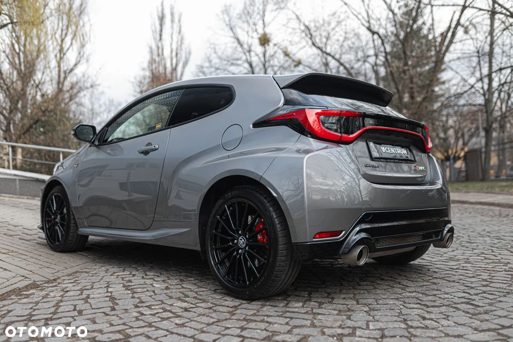 Toyota GR Yaris - 12