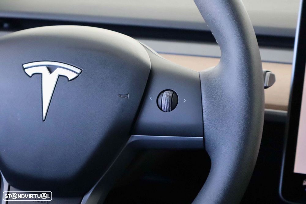 Tesla Model Y Performance Tração Integral - 20