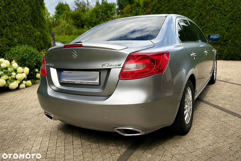 Suzuki Kizashi - 5
