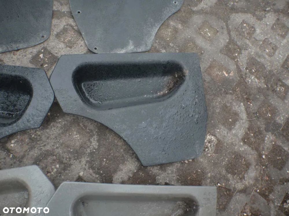 boczek tapicerka seicento cinQuecento tył popielniczka - 1