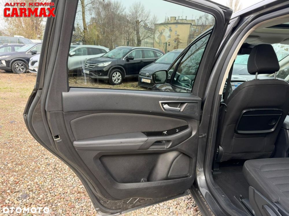 Ford Galaxy - 13