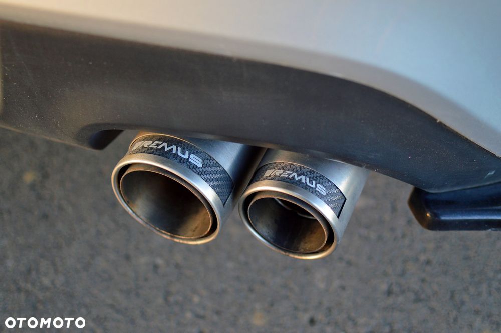 Hyundai Genesis Coupe - 10