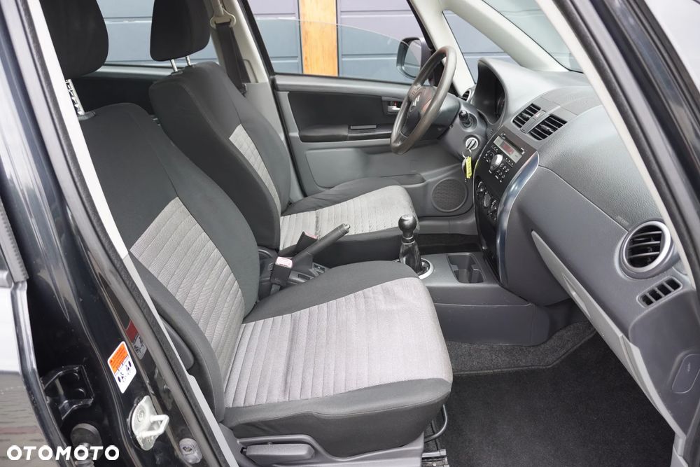 Suzuki SX4 1.6 VVT 4x4 Comfort - 19