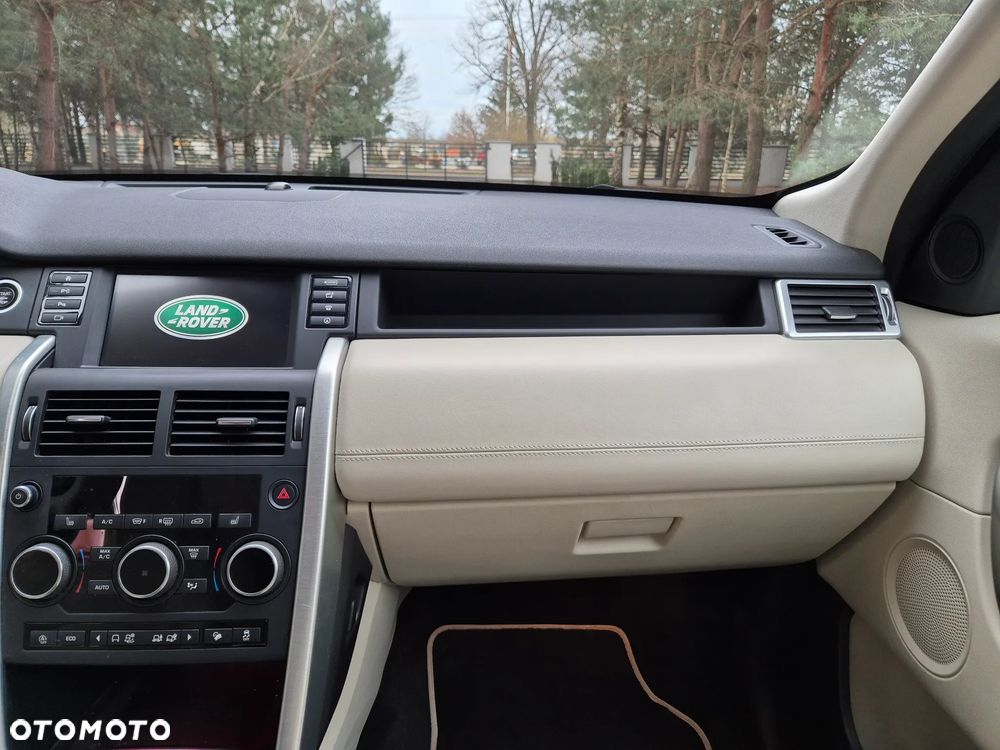 Land Rover Discovery Sport 2.0 SD4 HSE Luxury - 16