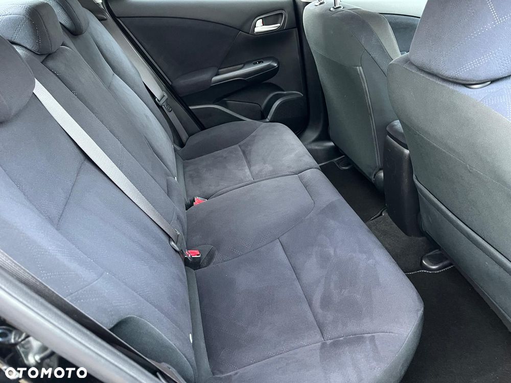 Honda Civic 1.8 Sport - 18