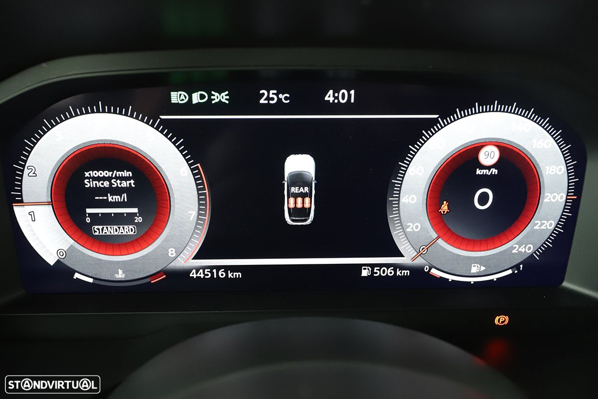 Nissan Qashqai 1.3 DIG-T N-Connecta LED - 16